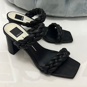 Black Dolce Vita paily heels